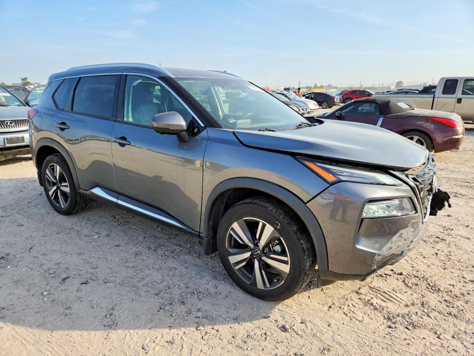 Photo 4 from auction – 2023 NISSAN ROGUE with VIN 5N1BT3CA2PC827332