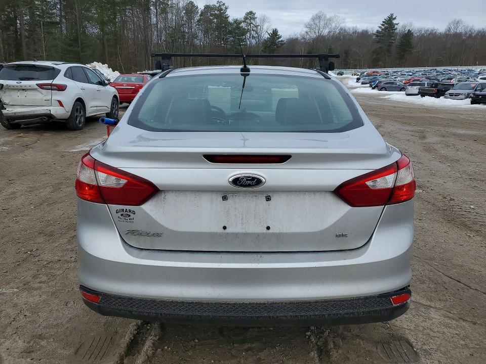 Photo 6 from auction – 2012 FORD FOCUS with VIN 1FAHP3F22CL201593