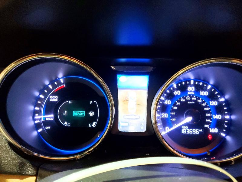 Фото 9 с аукциона – 2011 HYUNDAI SONATA HYB с VIN KMHEC4A4XBA017158