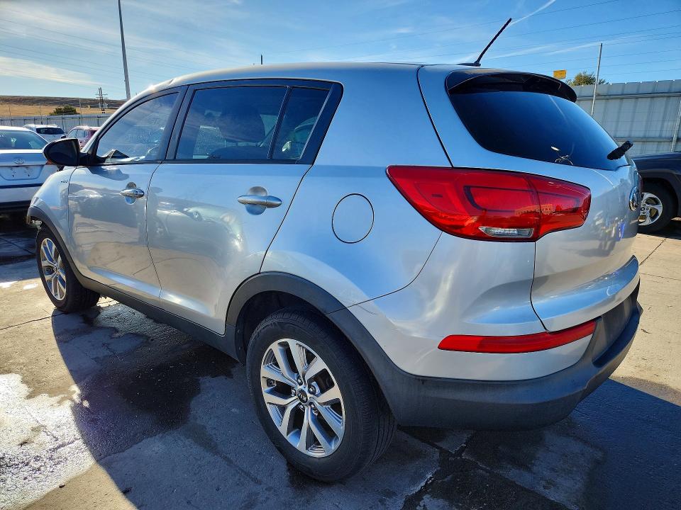 Zdjęcie 2 z aukcji – 2015 KIA SPORTAGE L z VIN KNDPBCAC8F7746263
