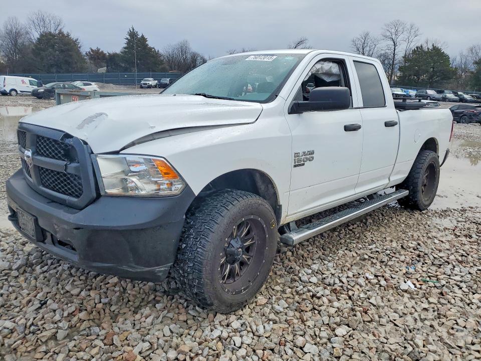 RAM 1500 CLASSIC 2019 with VIN 1C6RR7FG8KS523128 - Photo from auction