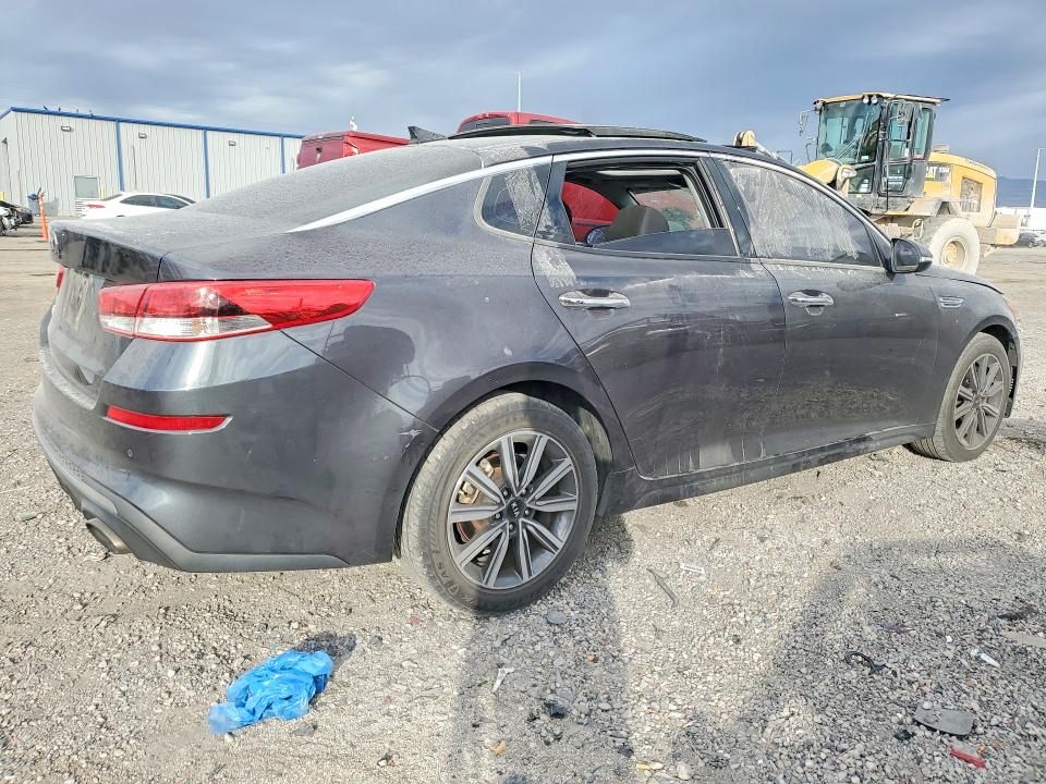 Photo 3 from auction – 2019 KIA OPTIMA with VIN 5XXGT4L39KG319207