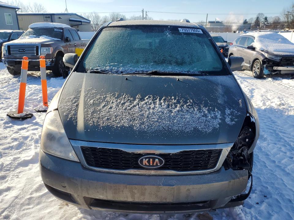Photo 5 from auction – 2011 KIA SEDONA with VIN KNDMG4C72B6414572