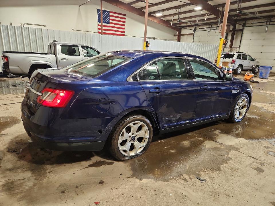 Photo 3 from auction – 2011 FORD TAURUS with VIN 1FAHP2EW1BG130831