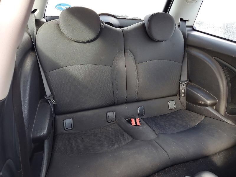 Photo 10 from auction – 2009 MINI COOPER with VIN WMWMF335X9TU70716