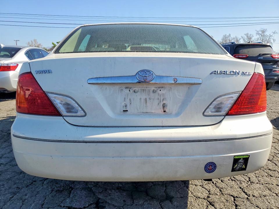 Photo 6 from auction – 2000 TOYOTA AVALON XL with VIN 4T1BF28B0YU110295