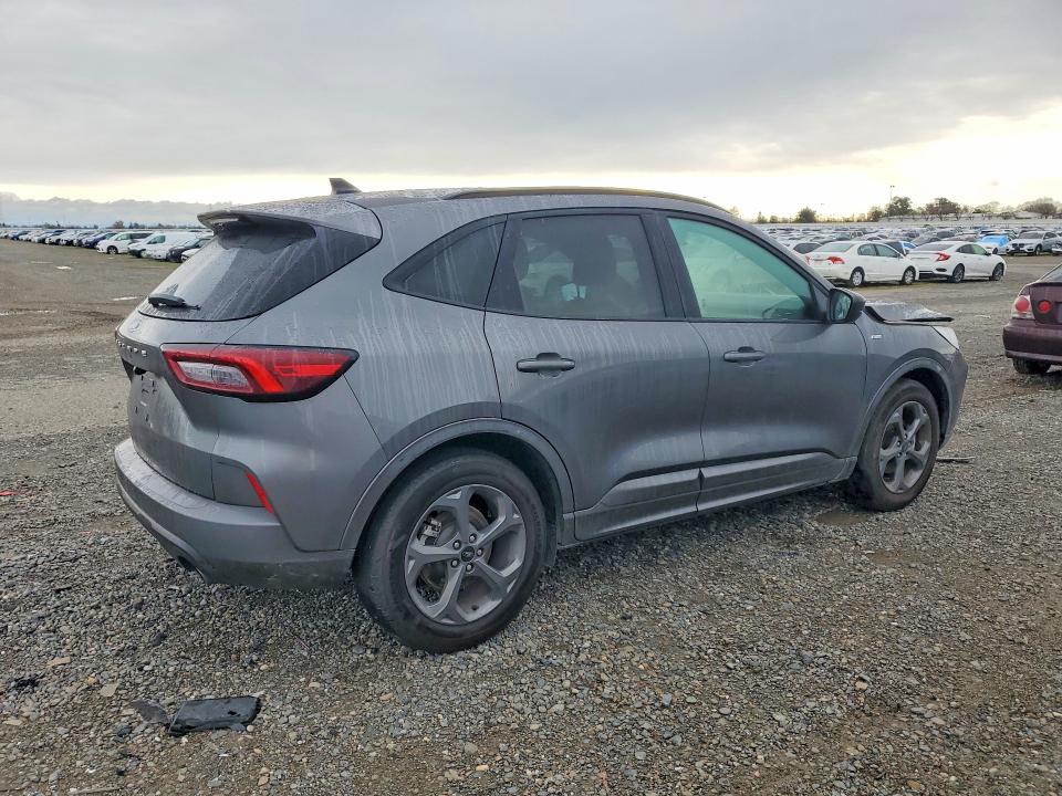 Photo 3 from auction – 2024 FORD ESCAPE with VIN 1FMCU0MN5RUA78153