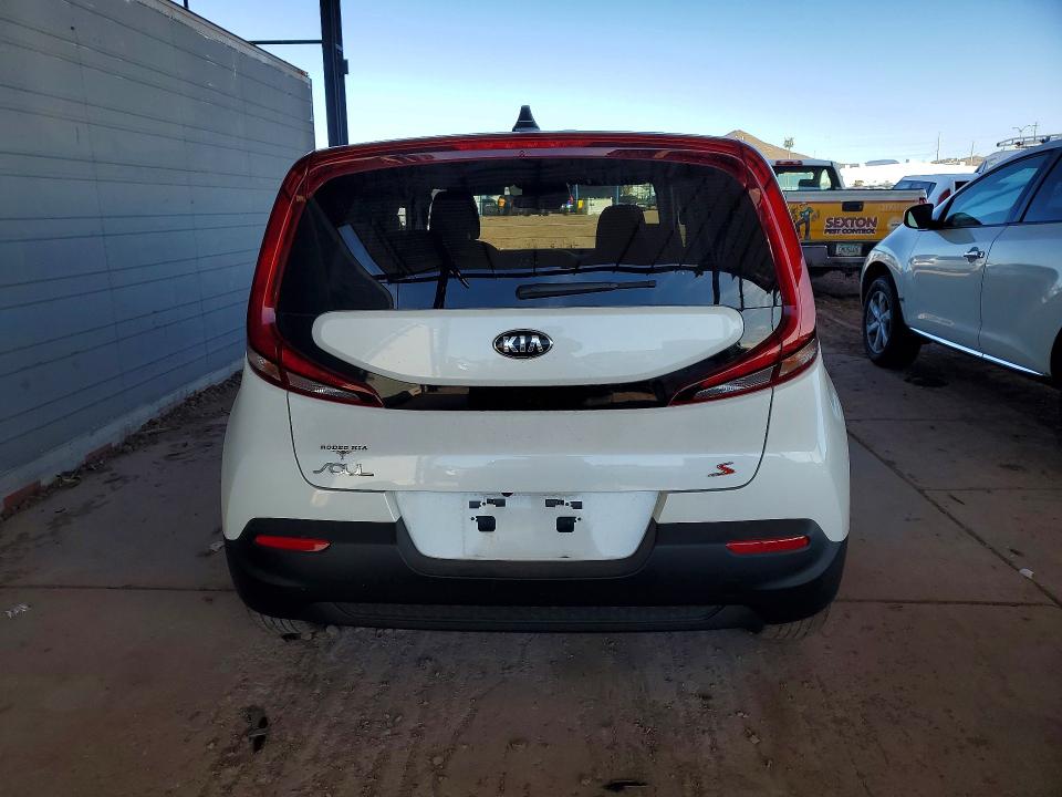 Photo 6 from auction – 2021 KIA SOUL with VIN KNDJ23AU8M7125424