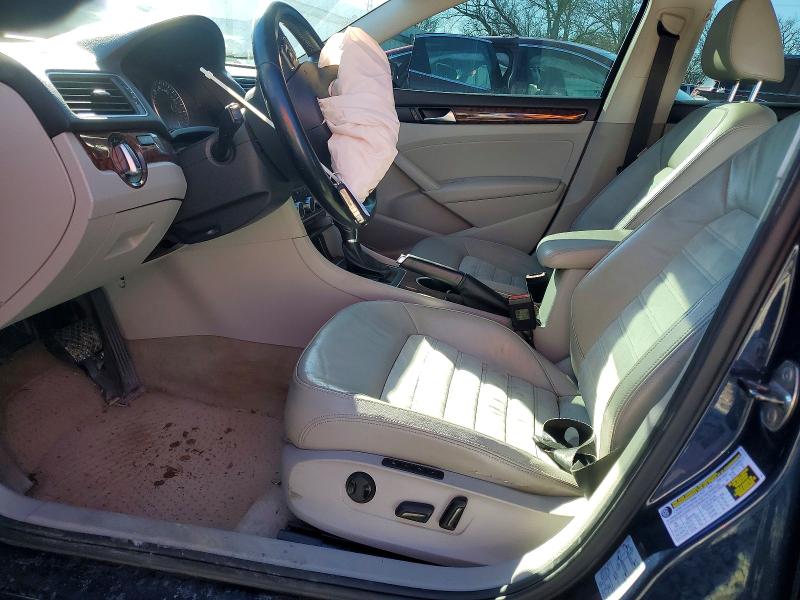 Photo 7 from auction – 2013 VOLKSWAGEN PASSAT with VIN 1VWCM7A34DC145367