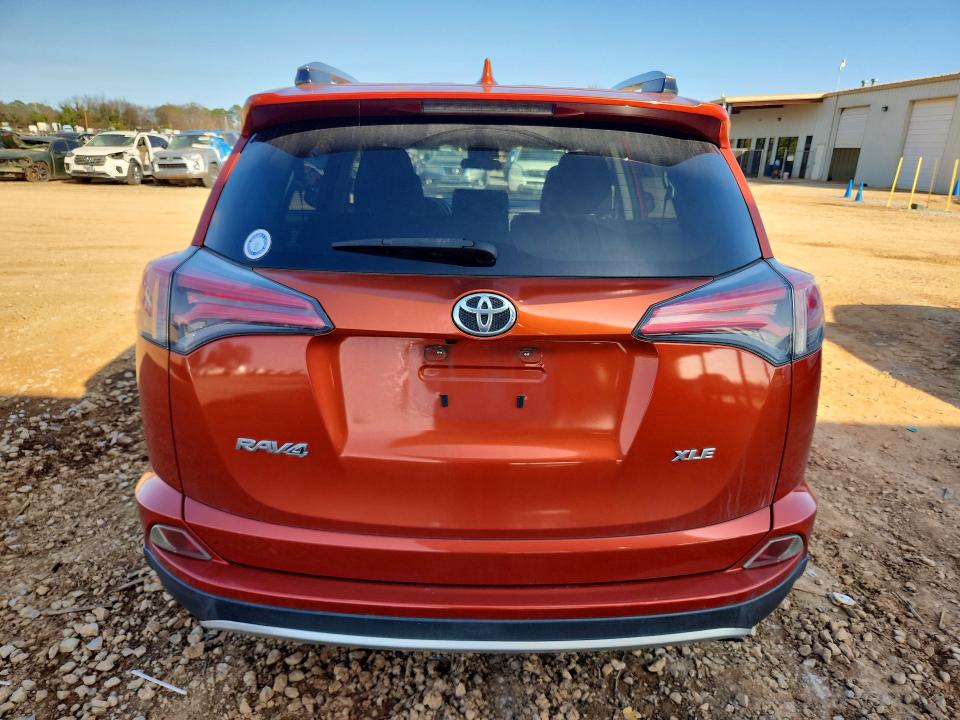 Photo 6 from auction – 2016 TOYOTA RAV4 with VIN JTMWFREV5GJ062192