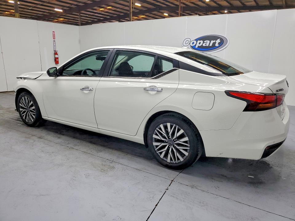 Photo 2 from auction – 2025 NISSAN ALTIMA with VIN 1N4BL4DV8SN411932