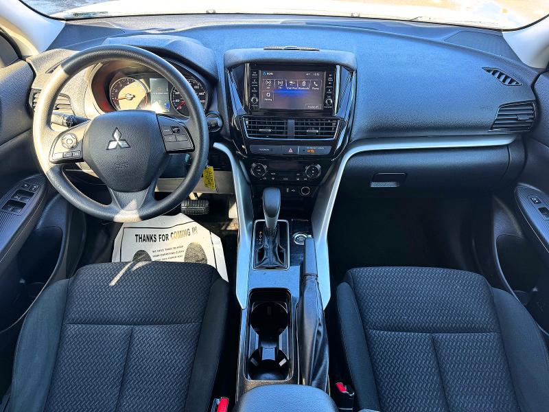 Photo 9 from auction – 2023 MITSUBISHI ECLIPSE CR with VIN JA4ATUAA3PZ002531