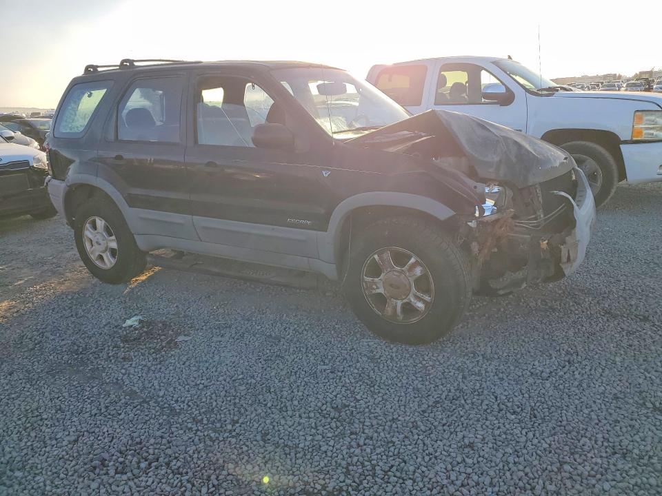 Photo 4 from auction – 2001 FORD ESCAPE XLT with VIN 1FMCU04131KF17413