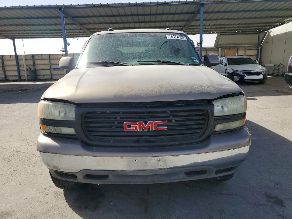 Photo 5 from auction – 2004 GMC YUKON with VIN 1GKEC13Z84R182999