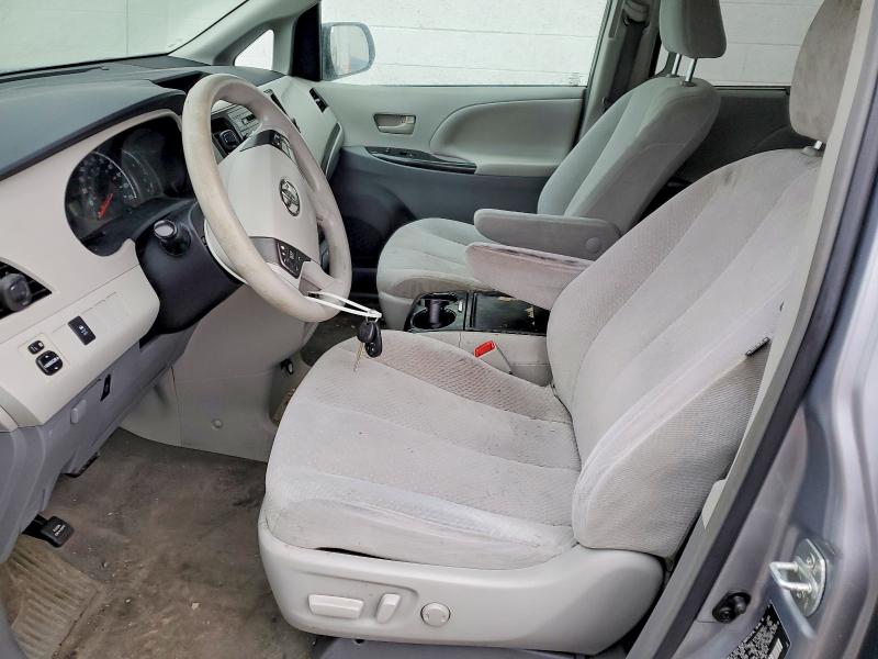 Photo 7 from auction – 2013 TOYOTA SIENNA with VIN 5TDKK3DC3DS378583