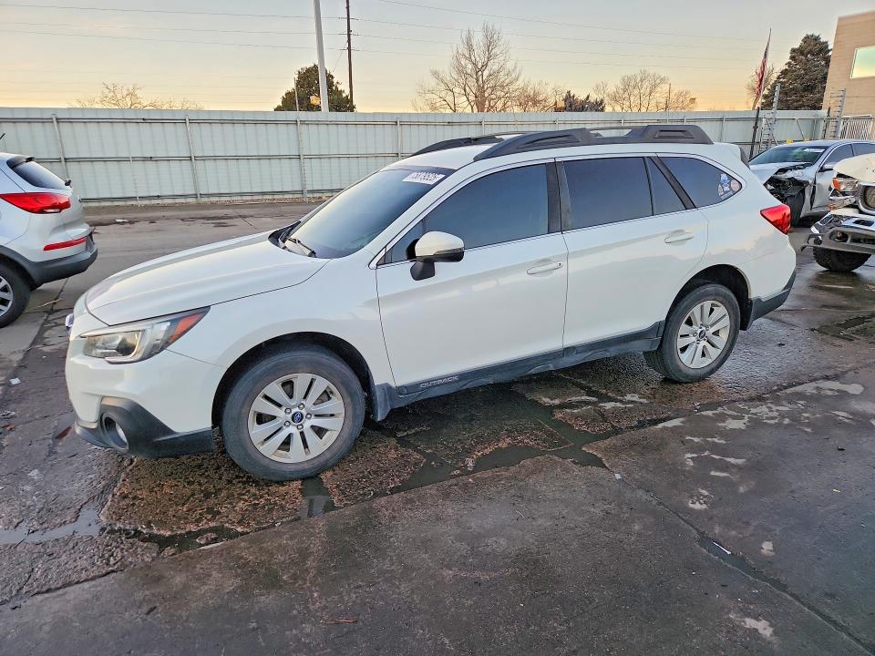 SUBARU OUTBACK 2. 2019 with VIN 4S4BSAFC9K3369608 - Photo from auction