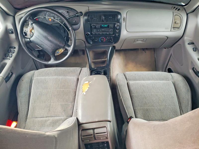 Photo 8 from auction – 1997 FORD EXPLORER with VIN 1FMDU35P6VZB53235