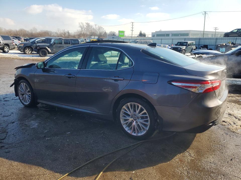 Photo 2 from auction – 2020 TOYOTA CAMRY with VIN 4T1F11AK8LU314257