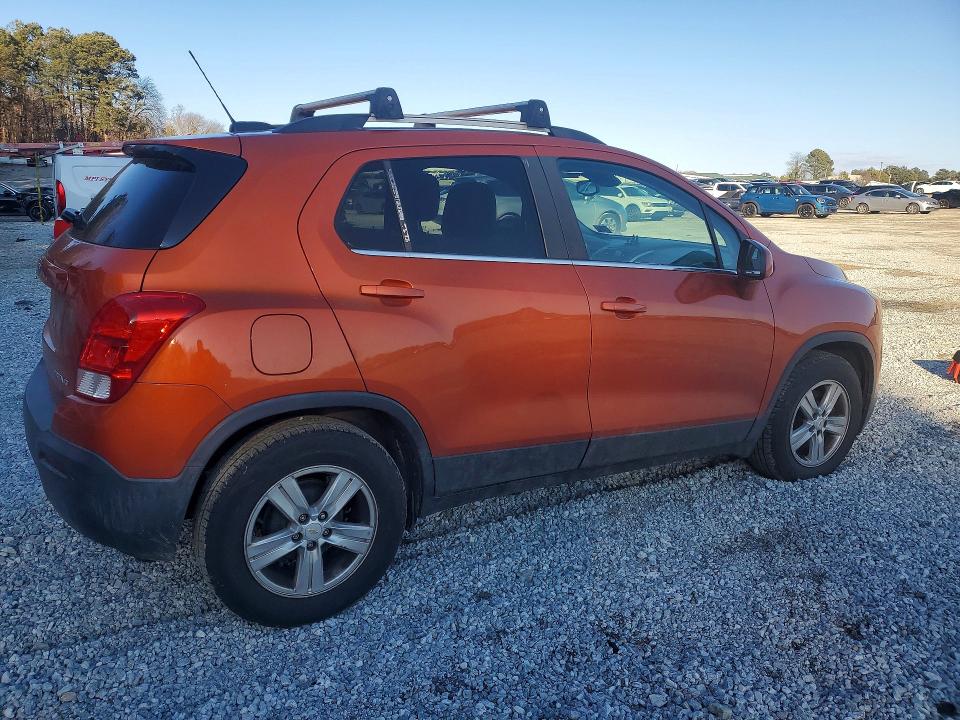 Photo 3 from auction – 2016 CHEVROLET TRAX with VIN KL7CJLSB3GB711293