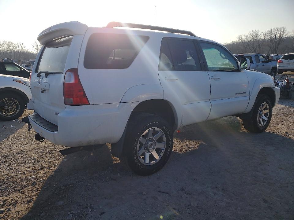 Photo 3 from auction – 2009 TOYOTA 4RUNNER SR with VIN JTEBU14R39K037116