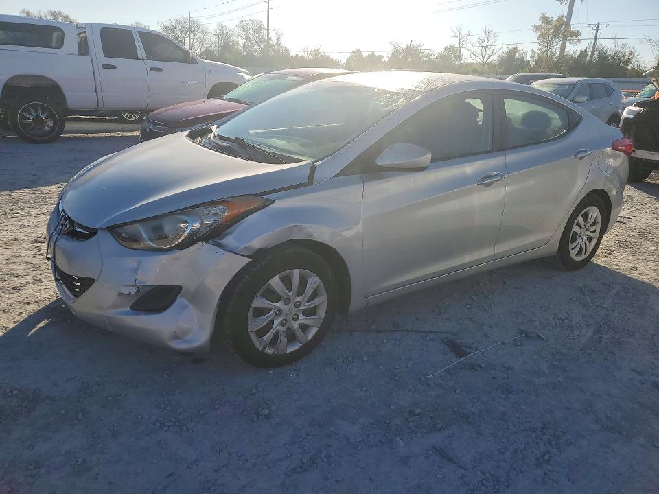 HYUNDAI ELANTRA GL 2011 with VIN 5NPDH4AE6BH018519 - Photo from auction