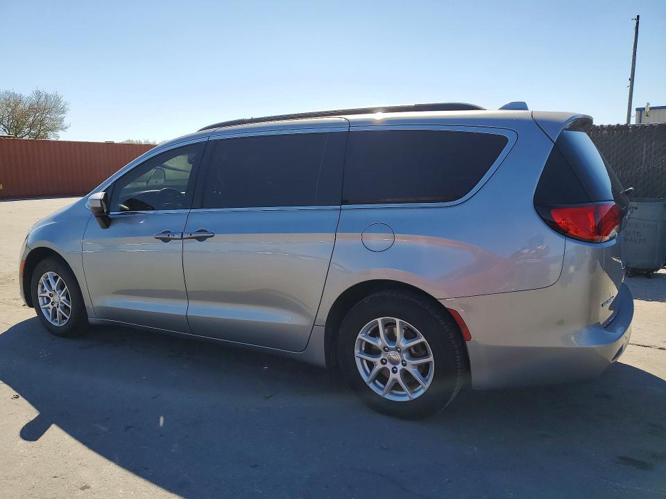 Photo 2 from auction – 2020 CHRYSLER VOYAGER with VIN 2C4RC1DG0LR260856