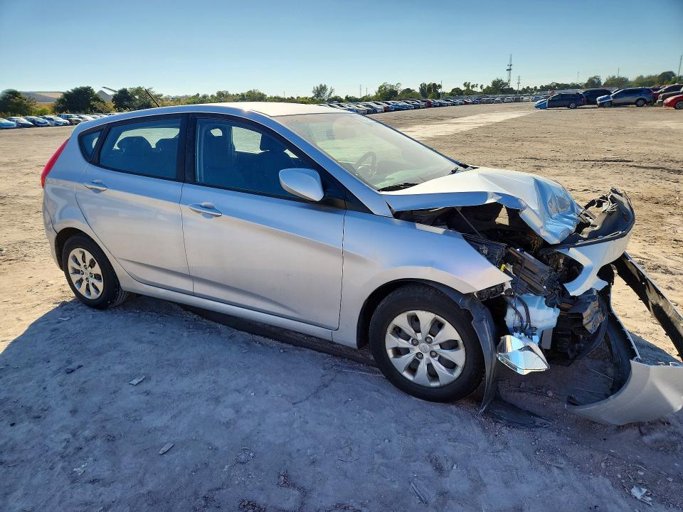 Photo 4 from auction – 2017 HYUNDAI ACCENT with VIN KMHCT5AE8HU339276
