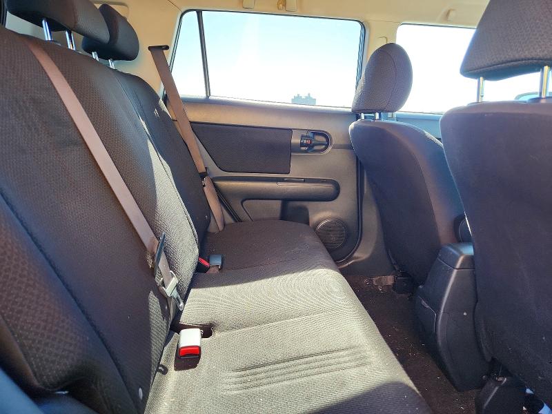 Photo 10 from auction – 2008 TOYOTA SCION XB with VIN JTLKE50EX81000584