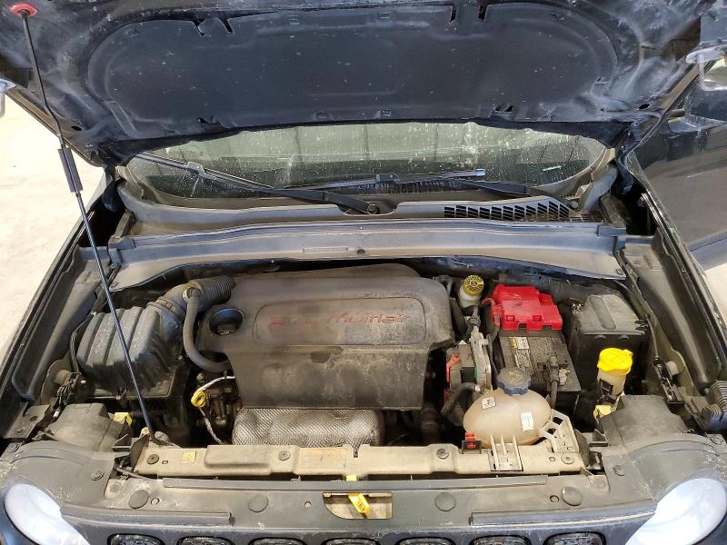Photo 12 from auction – 2018 JEEP RENEGADE L with VIN ZACCJBBB6JPH13503