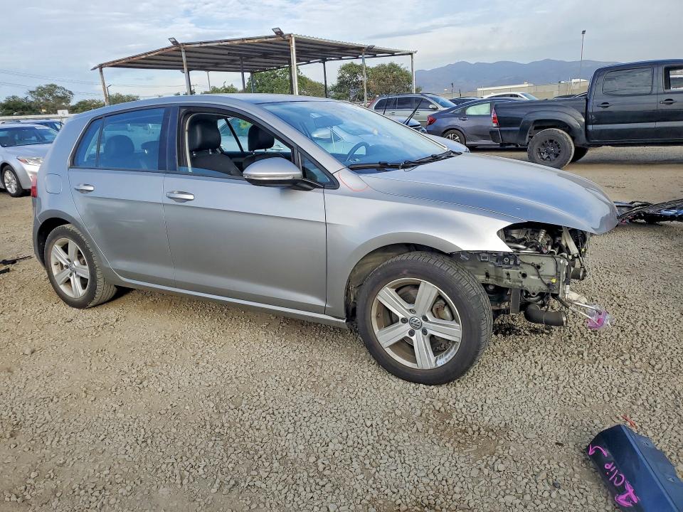 Photo 4 from auction – 2017 VOLKSWAGEN GOLF S with VIN 3VW217AU4HM027692