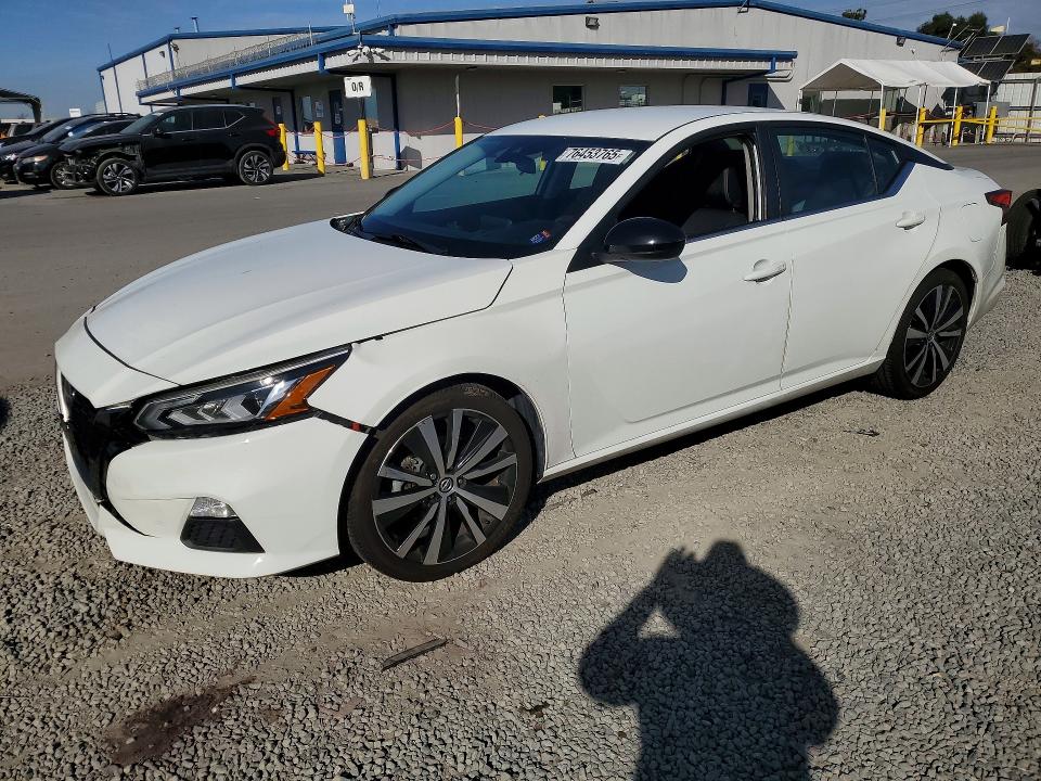 Photo 1 from auction – 2020 NISSAN ALTIMA with VIN 1N4BL4CV2LC230324