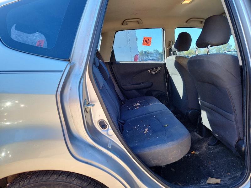 Photo 10 from auction – 2013 HONDA FIT with VIN JHMGE8H38DC049723