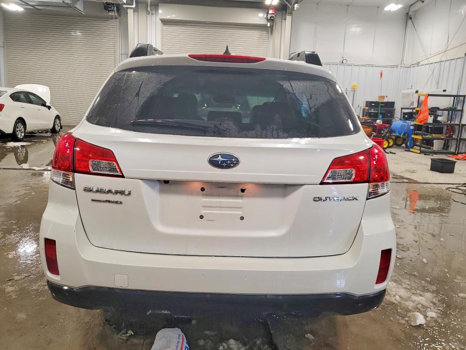 Photo 6 from auction – 2014 SUBARU OUTBACK with VIN 4S4BRCMC6E3202766