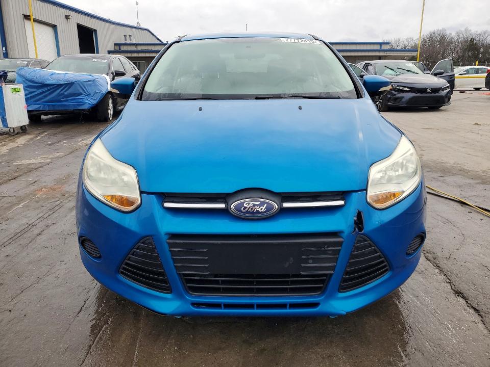 Photo 5 from auction – 2014 FORD FOCUS SE with VIN 1FADP3K25EL359787