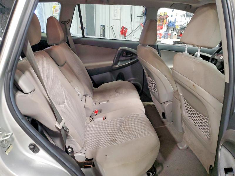 Photo 11 from auction – 2012 TOYOTA RAV4 with VIN 2T3ZF4DV1CW107870