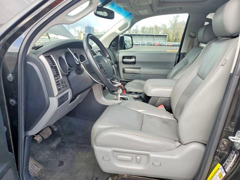 صورة رقم 7 من المزاد - 2013 TOYOTA SEQUOIA مع VIN 5TDKY5G17DS044772