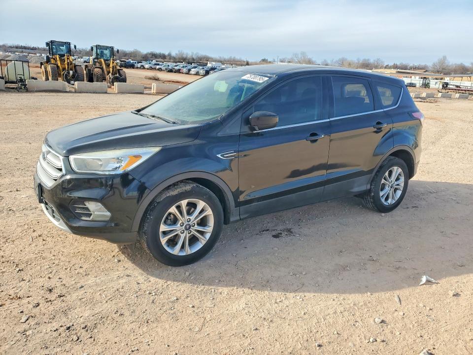 FORD ESCAPE 2017 with VIN 1FMCU0GD9HUE39370 - Photo from auction