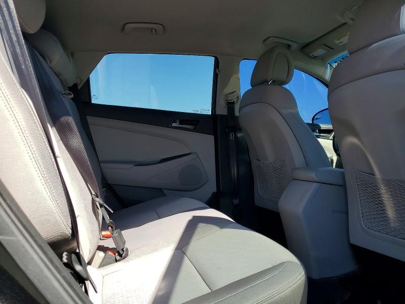 Photo 11 from auction – 2016 HYUNDAI TUCSON LIM with VIN KM8J33A42GU128477