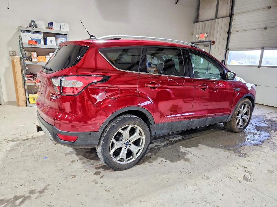 Photo 3 from auction – 2018 FORD ESCAPE TIT with VIN 1FMCU9J93JUB68451