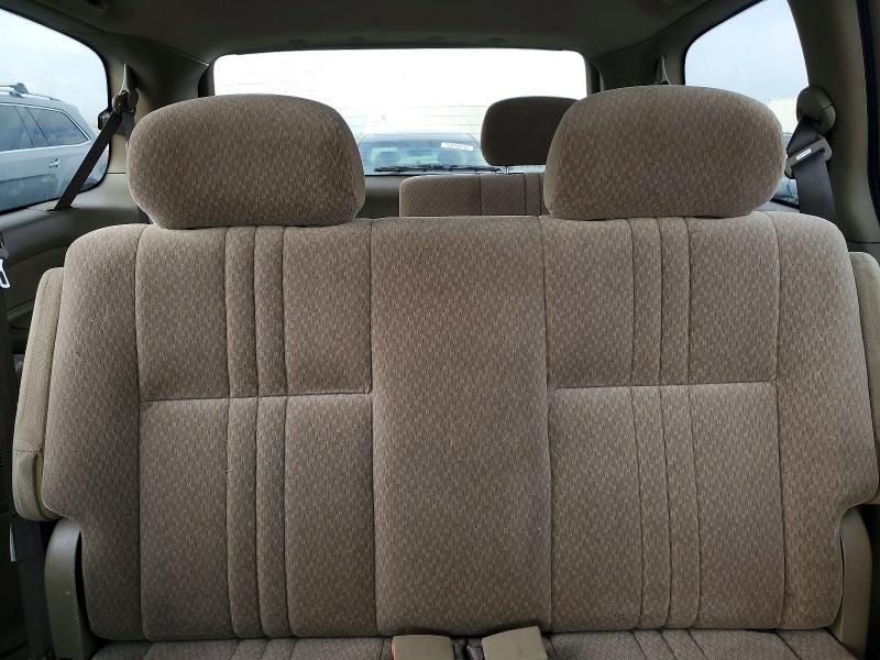 Photo 10 from auction – 2003 TOYOTA SIENNA with VIN 4T3ZF19C93U523008
