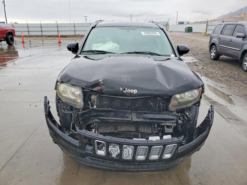 Photo 5 from auction – 2016 JEEP COMPASS with VIN 1C4NJDEB5GD617403