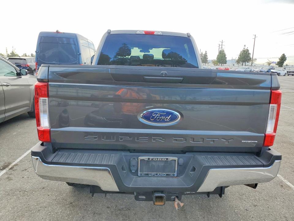 Photo 6 from auction – 2019 FORD F250 with VIN 1FT7W2B63KED75963