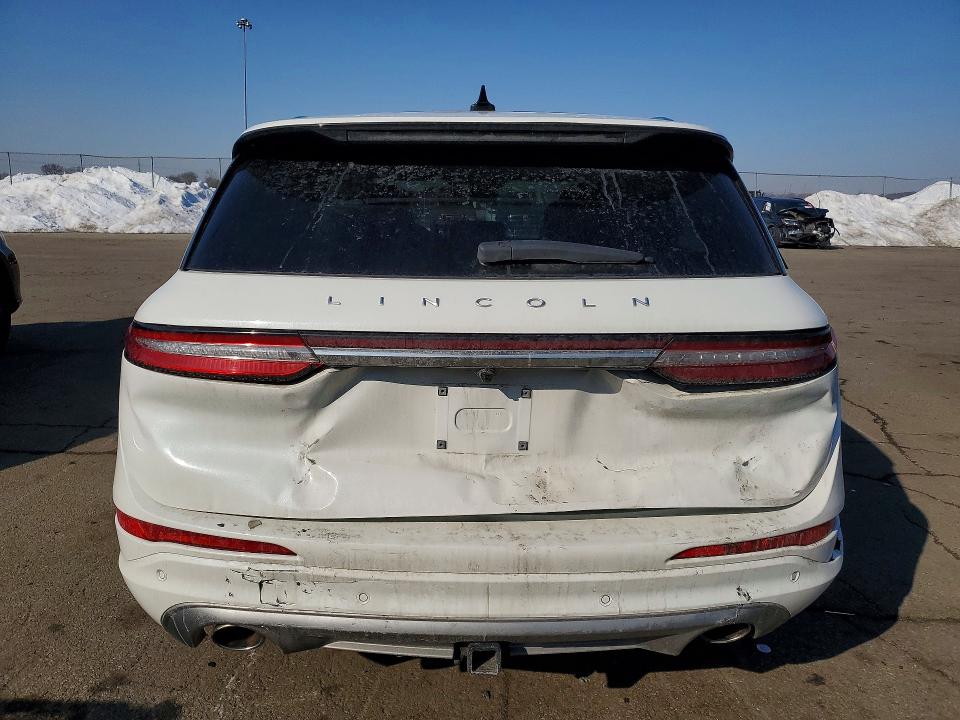Photo 6 from auction – 2021 LINCOLN CORSAIR with VIN 5LMCJ2DH7MUL06500