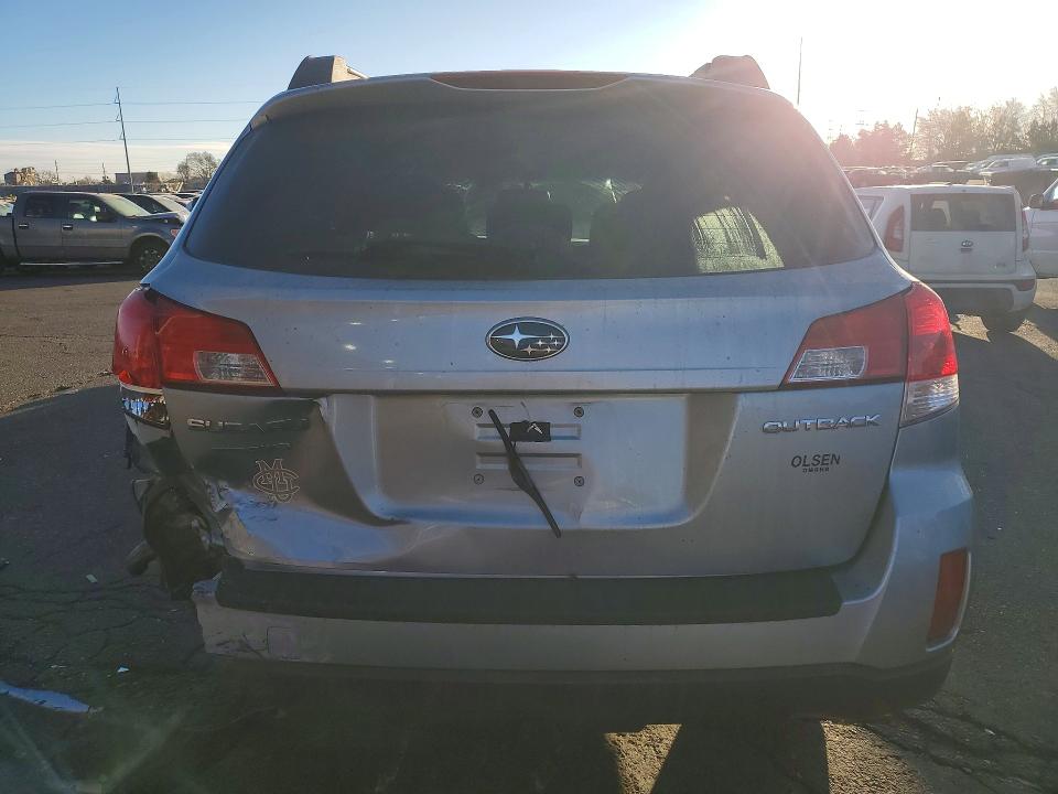 Photo 6 from auction – 2013 SUBARU OUTBACK with VIN 4S4BRCCC1D3232919