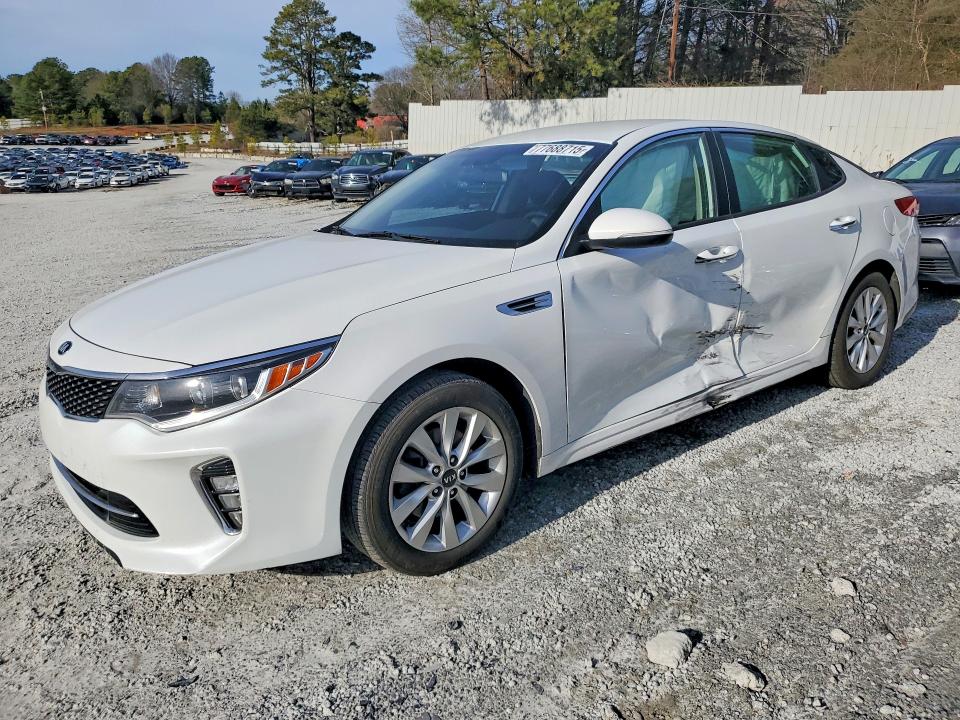 KIA OPTIMA 2018 with VIN 5XXGT4L38JG228542 - Photo from auction