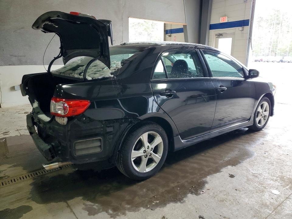 Photo 3 from auction – 2011 TOYOTA COROLLA with VIN 2T1BU4EE8BC739473