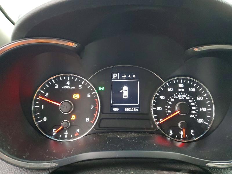 Photo 9 from auction – 2017 KIA FORTE with VIN 3KPFL4A70HE052588