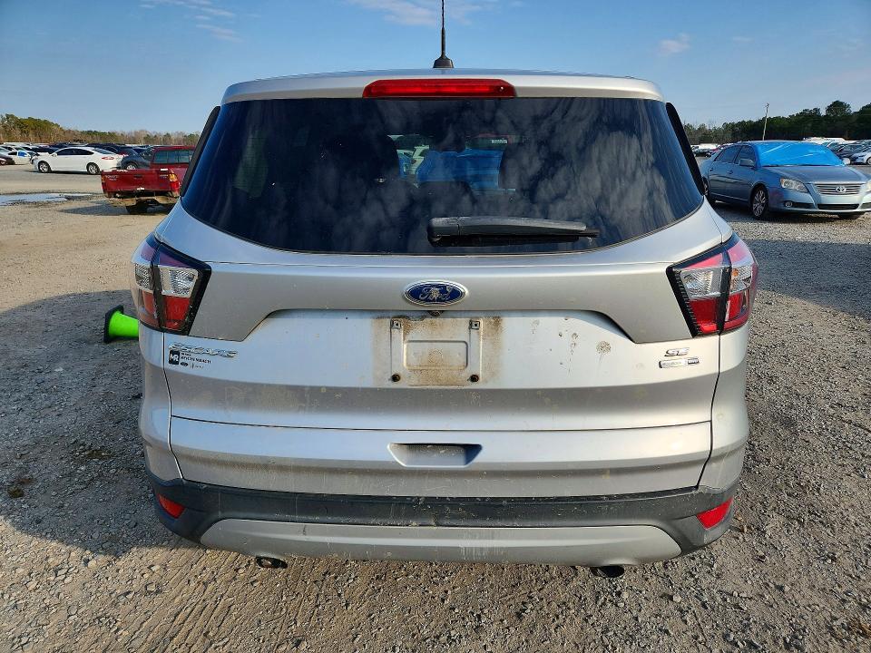 Photo 6 from auction – 2017 FORD ESCAPE with VIN 1FMCU9G91HUF01957