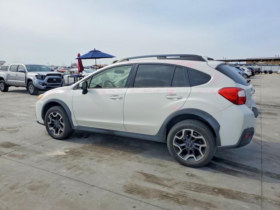 Photo 2 from auction – 2016 SUBARU CROSSTREK with VIN JF2GPADC1G8308831