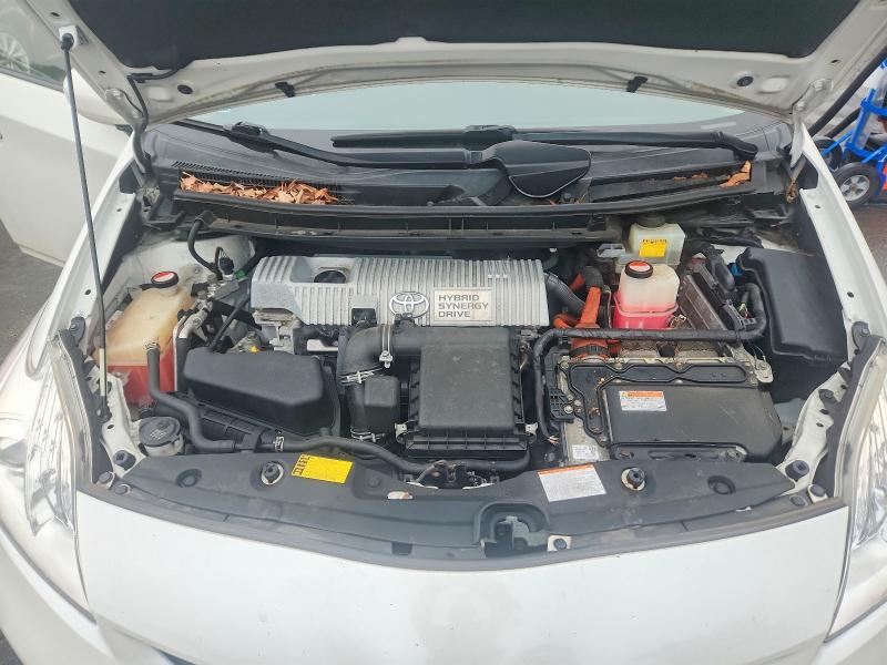 Photo 11 from auction – 2015 TOYOTA PRIUS with VIN JTDKN3DU1F1886132
